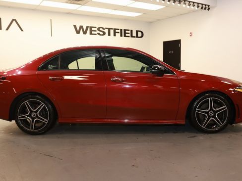 Used 2020 Mercedes-Benz A 220 4MATIC image 8