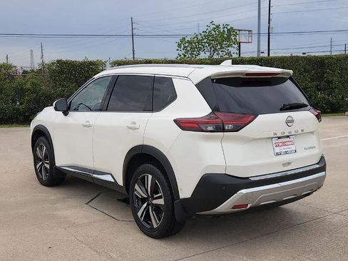 Certified 2023 Nissan Rogue Platinum w/ Platinum Premium Package FWD image 7