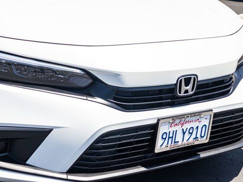 Used 2023 Honda Civic Sport image 6