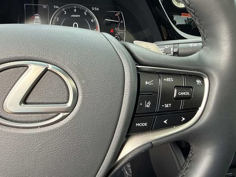 Used 2025 Lexus ES 350 w/ Premium Package FWD image 38