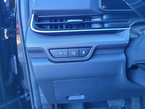Used 2026 Kia Carnival EX FWD image 17