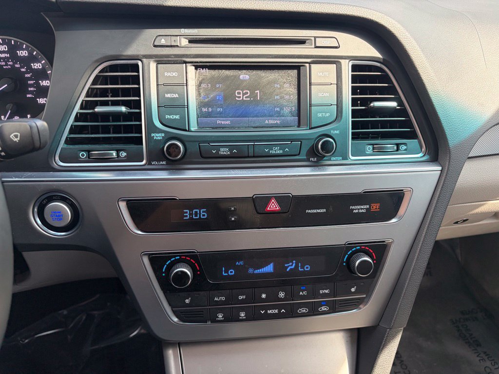 Used 2015 Hyundai Sonata Sport w/ Option Group 03 FWD image 15