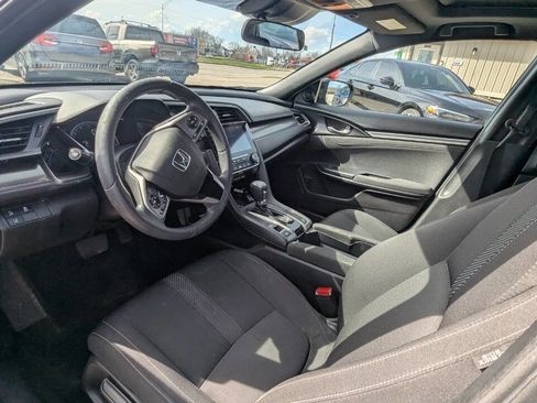 Used 2019 Honda Civic EX image 9