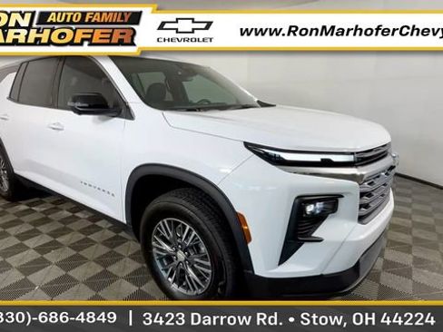 Used 2024 Chevrolet Traverse LS FWD image 1