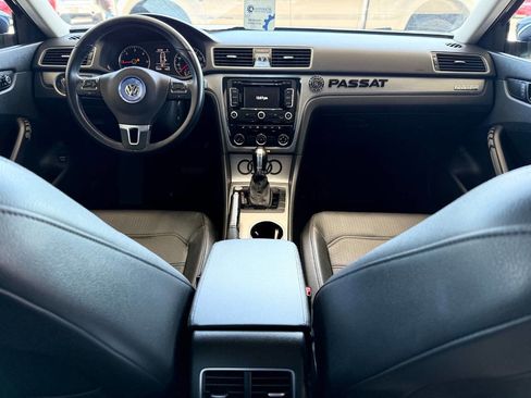 Used 2014 Volkswagen Passat TDI SE image 44
