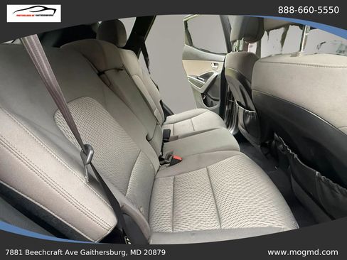 Used 2017 Hyundai Santa Fe Sport FWD image 12