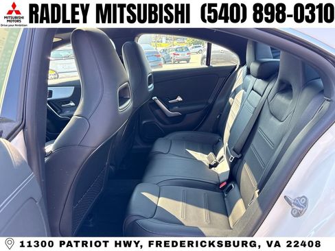 Used 2020 Mercedes-Benz CLA 250 4MATIC w/ Premium Package image 13