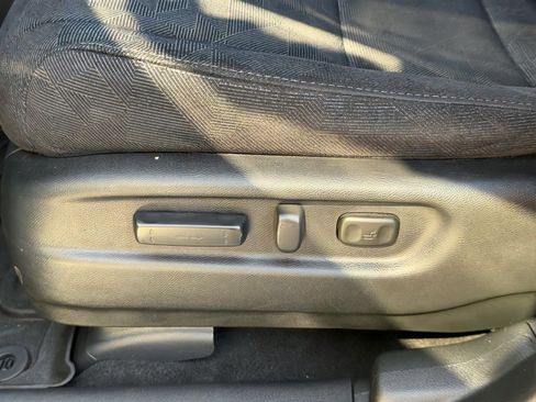 Used 2019 Honda Pilot EX image 24