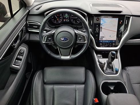 Used 2021 Subaru Outback Limited image 11