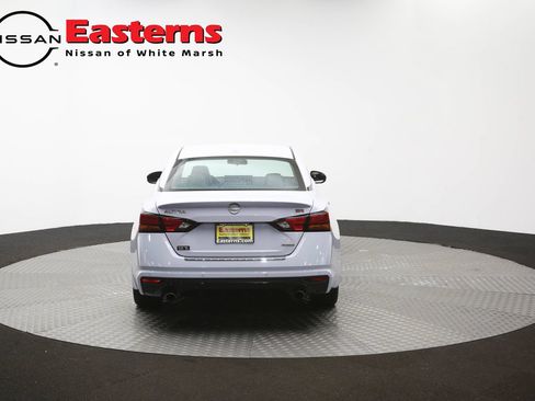 Used 2023 Nissan Altima 2.0 SR FWD image 36