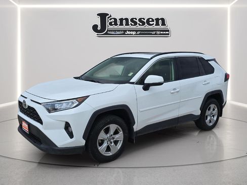 Used 2019 Toyota RAV4 XLE w/ Protection Package AWD/4WD image 1