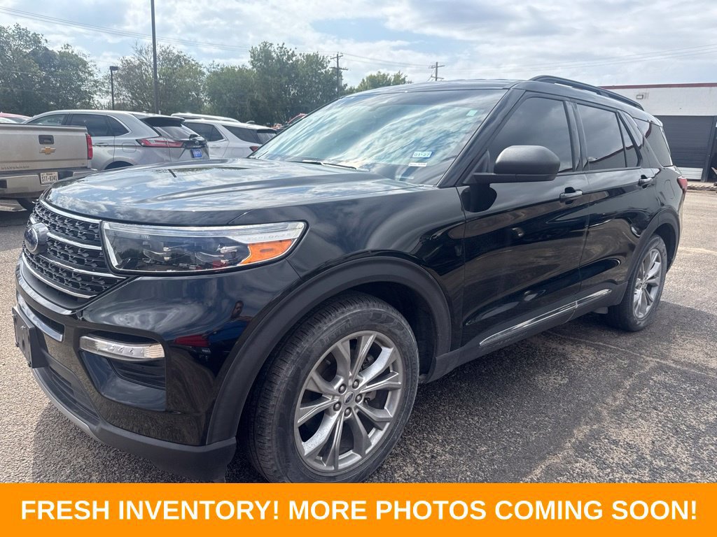 Used 2020 Ford Explorer XLT w/ Equipment Group 202A RWD image 5