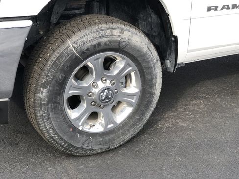 New 2025 RAM 2500 Big Horn image 10