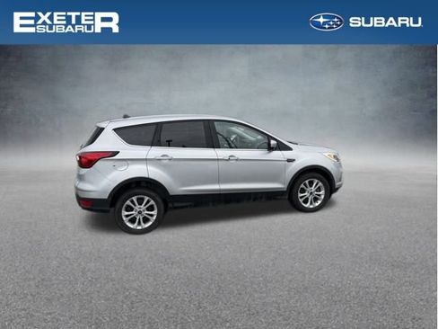 Used 2019 Ford Escape SE image 7