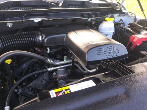 Used 2022 RAM 1500 Tradesman w/ Electronics Group image 37