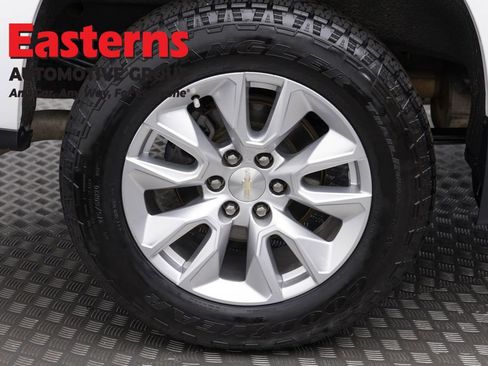 Used 2021 Chevrolet Silverado 1500 Custom w/ LPO, Dark Essentials Package AWD/4WD image 31