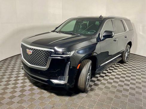 Used 2022 Cadillac Escalade Luxury image 9