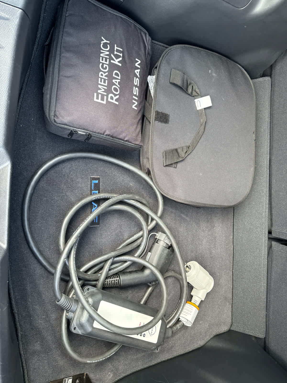 Used 2025 Nissan Leaf S FWD image 14