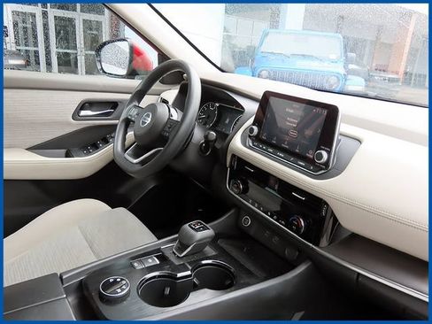 Used 2021 Nissan Rogue SV AWD/4WD image 8