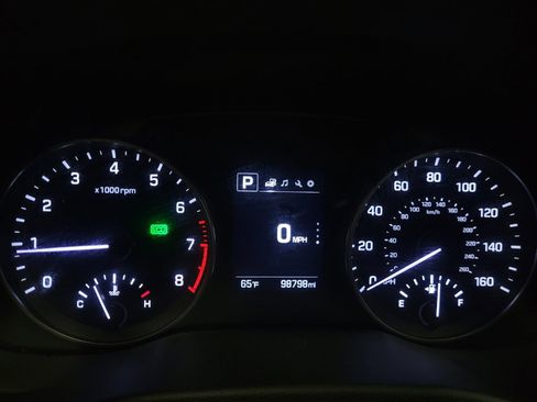 Used 2018 Hyundai Elantra SEL FWD image 23