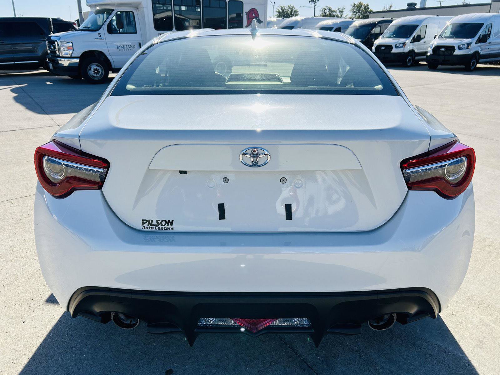 Used 2017 Toyota 86 RWD image 27