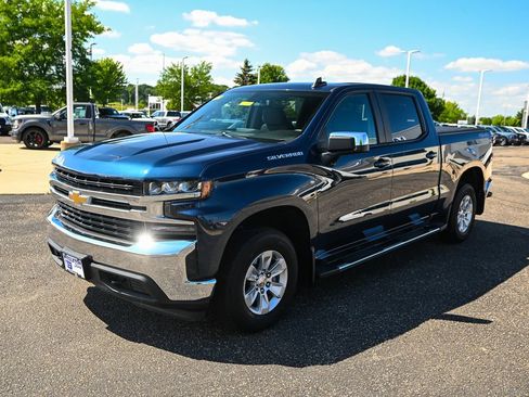 Used 2019 Chevrolet Silverado 1500 LT w/ All-Star Edition AWD/4WD image 9