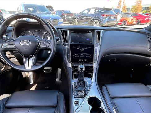 Used 2018 INFINITI Q50 Red Sport 400 w/ Sensory Package (Sport) image 13