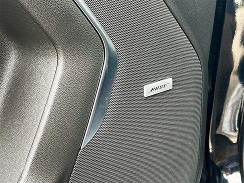 Used 2023 GMC Yukon SLT image 18