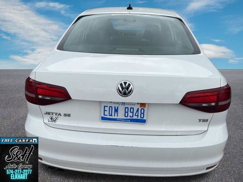 Used 2016 Volkswagen Jetta SE image 13
