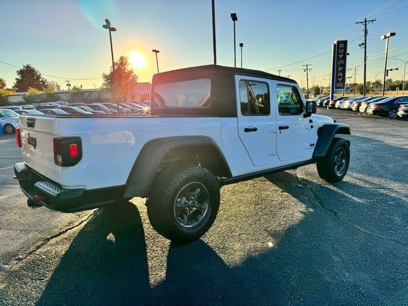 Used 2021 Jeep Gladiator Rubicon w/ Cold Weather Group AWD/4WD image 4