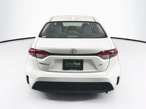 Used 2025 Toyota Corolla LE FWD image 7