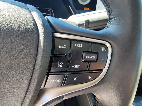 Used 2024 Lexus ES 300h Ultra Luxury w/ Accessory Package (Z2) FWD image 30