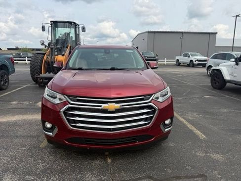 Used 2021 Chevrolet Traverse High Country AWD/4WD image 11