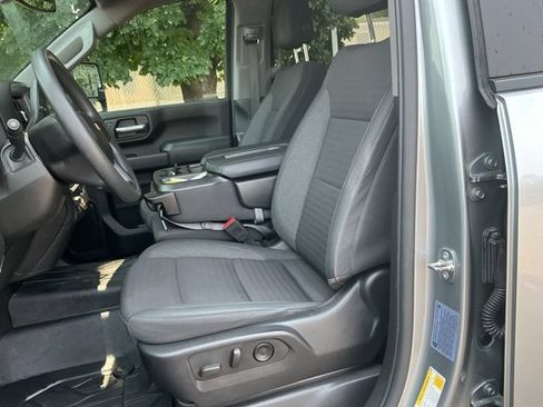 Used 2024 Chevrolet Silverado 2500 Custom w/ Custom Value Package AWD/4WD image 16