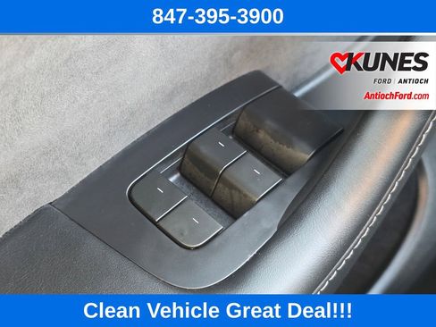 Used 2024 Tesla Model Y Long Range AWD/4WD image 48