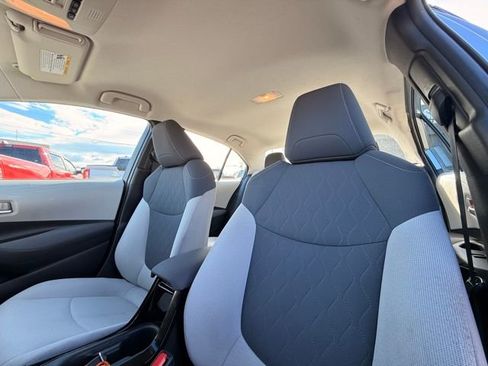 Used 2021 Toyota Corolla LE w/ Carpet Mat Package (TMS) image 24