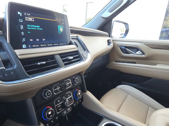 Certified 2023 Chevrolet Suburban Premier AWD/4WD image 38