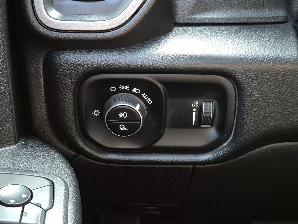 Certified 2025 RAM 3500 Tradesman AWD/4WD image 18