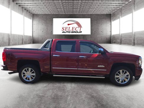 Used 2017 Chevrolet Silverado 1500 High Country w/ High Desert Package AWD/4WD image 4