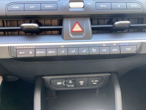 Used 2025 Kia K4 FWD image 17