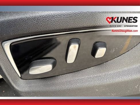 Used 2017 Cadillac Escalade Premium Luxury image 31