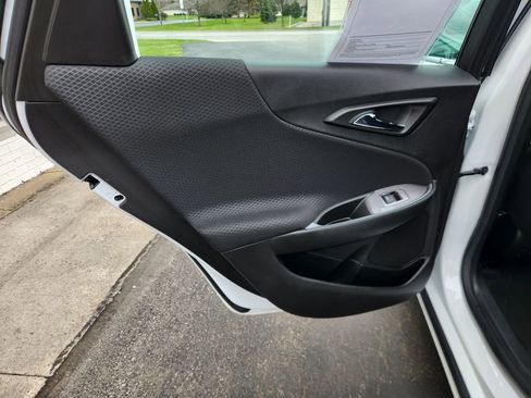 Used 2023 Chevrolet Malibu LT image 15