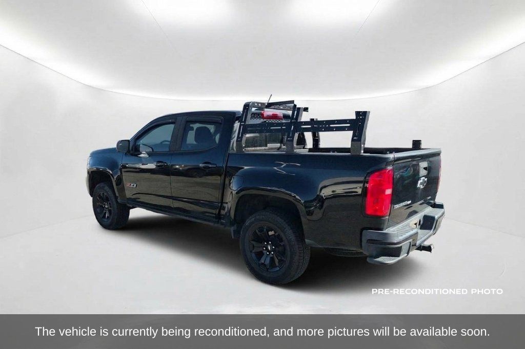 Used 2019 Chevrolet Colorado Z71 w/ Z71 Midnight Edition AWD/4WD image 8