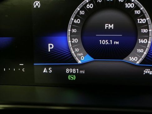 Used 2025 Volkswagen Jetta SE image 30