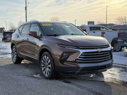 Used 2023 Chevrolet Blazer Premier w/ Driver Confidence II Package image 4