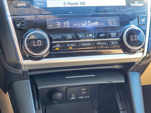 Used 2019 Subaru Outback 2.5i Limited w/ Popular Package #2 AWD/4WD image 12