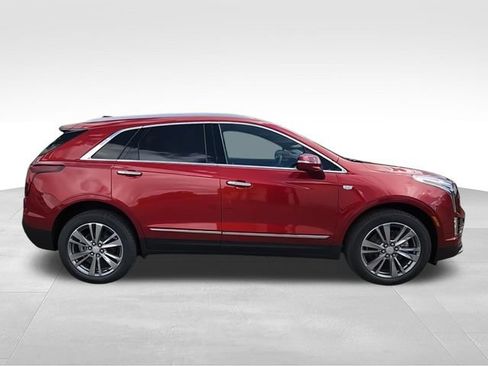 New 2026 Cadillac XT5 Premium Luxury w/ Driver Assist Package AWD/4WD image 9