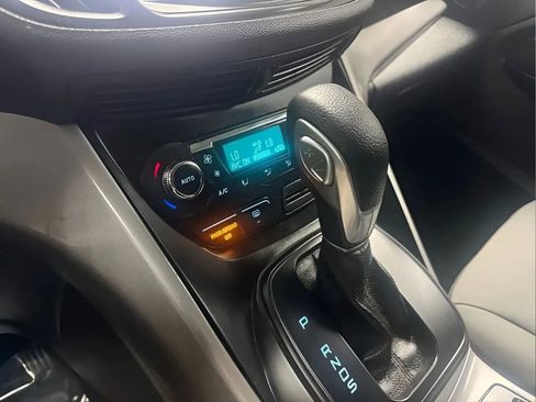 Used 2016 Ford Escape SE w/ Equipment Group 201A FWD image 20