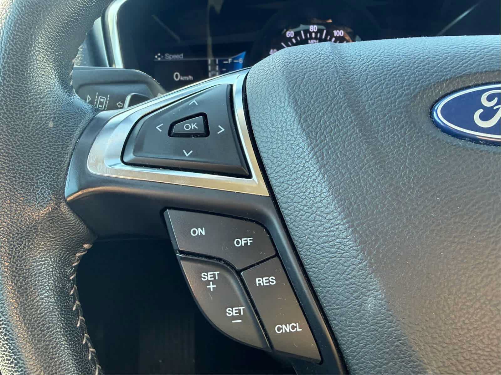 Used 2019 Ford Fusion SE w/ Equipment Group 151A FWD image 10