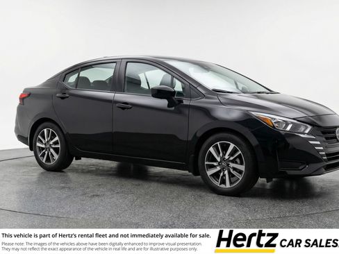 Used 2025 Nissan Versa SV FWD image 1